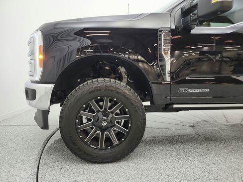 Used 2023 Ford F250 Lariat w/ Lariat Ultimate Package image 22