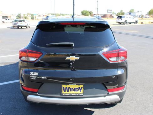 Used 2025 Chevrolet TrailBlazer LT AWD/4WD image 7