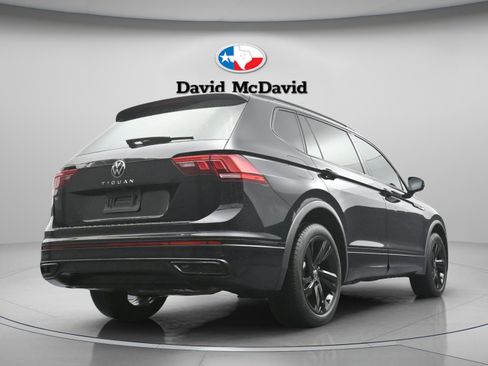 Used 2023 Volkswagen Tiguan SE R-Line image 36