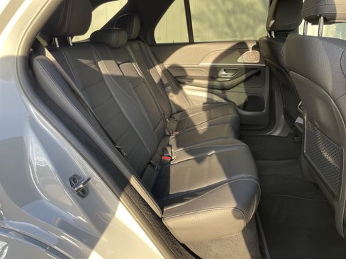Certified 2025 Mercedes-Benz GLE 450 4MATIC image 45