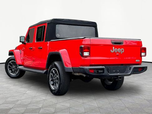Used 2023 Jeep Gladiator Overland w/ Cold Weather Group AWD/4WD image 4