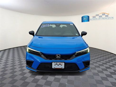 Used 2024 Honda Civic Sport image 2