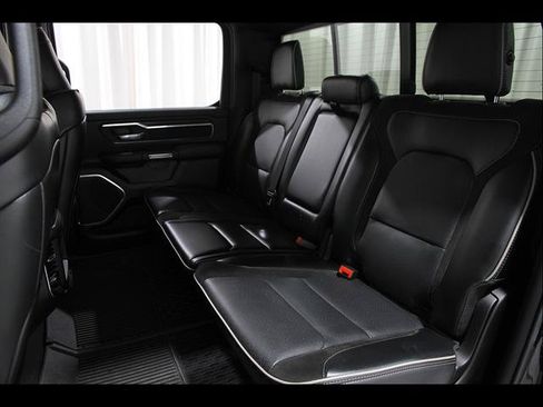 Used 2024 RAM 1500 Laramie AWD/4WD image 20