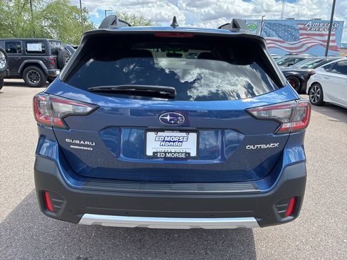 Used 2022 Subaru Outback Limited image 4