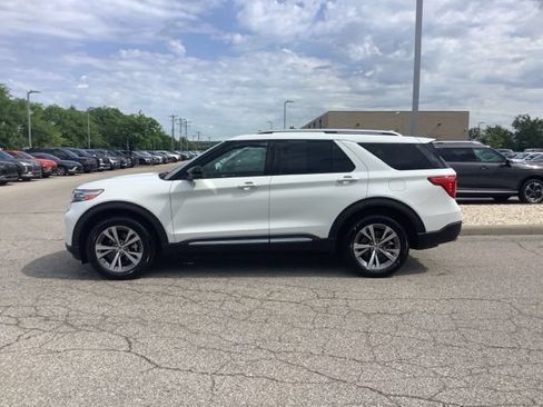 Used 2020 Ford Explorer Platinum w/ Premium Technology Package AWD/4WD image 8