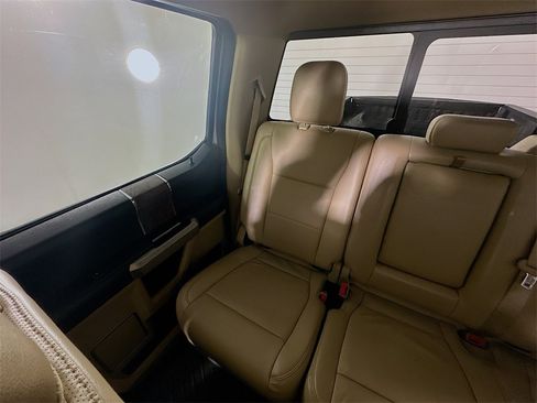 Used 2018 Ford F250 Lariat w/ Lariat Value Package image 12