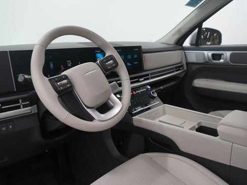 Used 2025 Hyundai Santa Fe SEL image 28