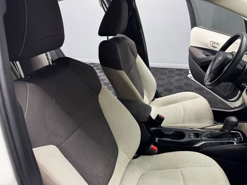 Used 2021 Toyota Corolla LE FWD image 55