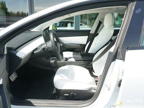 Used 2021 Tesla Model 3 Performance AWD/4WD image 16