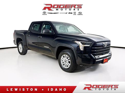 Used 2023 Toyota Tundra SR5 AWD/4WD image 1