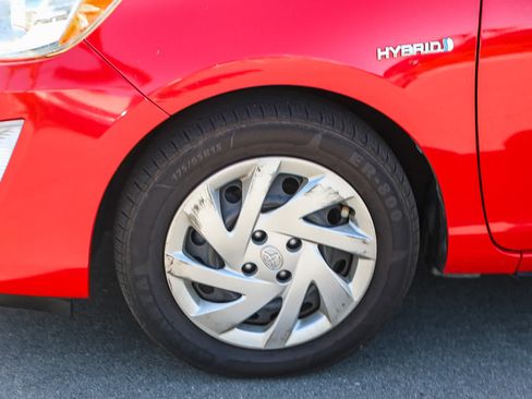 Used 2015 Toyota Prius C Three FWD image 9