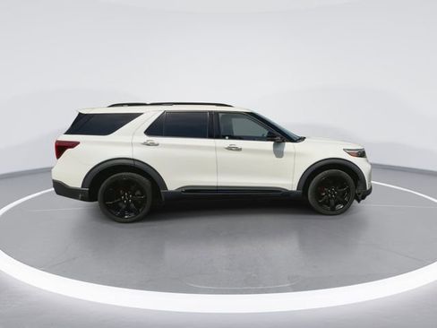 Used 2020 Ford Explorer ST w/ ST Street Pack AWD/4WD image 13
