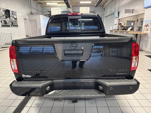 Used 2019 Nissan Frontier SV w/ Value Truck Package image 4