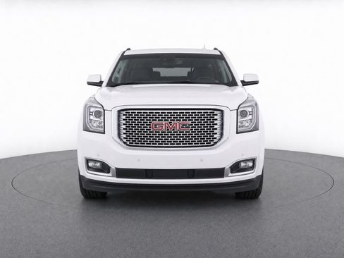 Used 2017 GMC Yukon XL Denali w/ Open Road Package AWD/4WD image 5