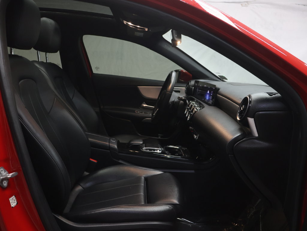 Used 2019 Mercedes-Benz A 220 image 9
