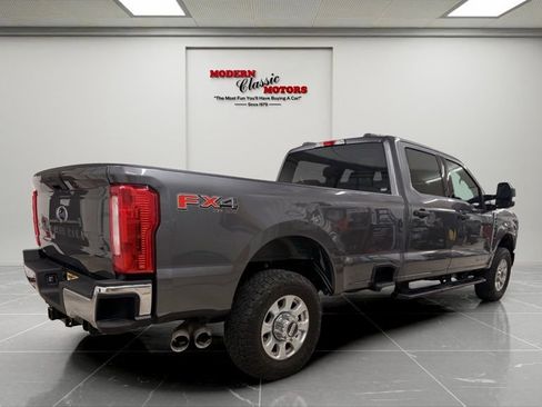 Used 2023 Ford F350 XLT AWD/4WD image 7