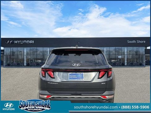 Certified 2022 Hyundai Tucson SE w/ Cargo Package image 7