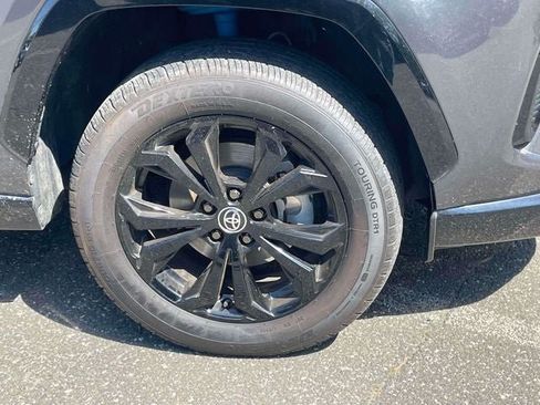 Certified 2023 Toyota RAV4 SE AWD/4WD image 11