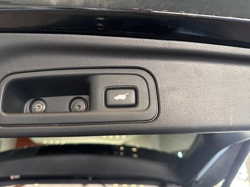 Used 2018 Honda Pilot Elite image 40