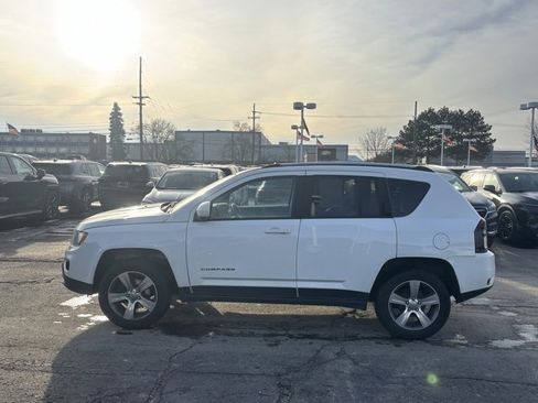 Used 2016 Jeep Compass High Altitude image 8
