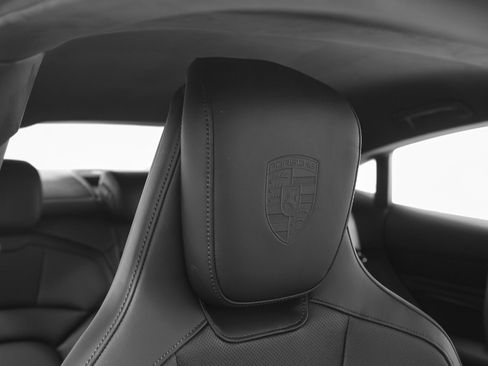 New 2026 Porsche Taycan GTS image 29