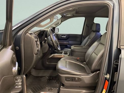 Used 2020 Chevrolet Silverado 1500 LT Trail Boss AWD/4WD image 9