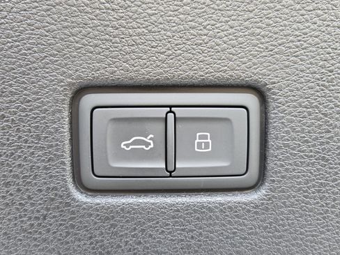 New 2026 Audi Q8 Premium Plus image 13