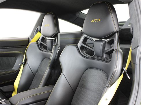 Used 2022 Porsche 911 GT3 RWD image 38