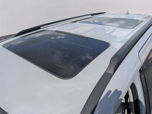 Used 2026 Kia Carnival SX w/ SX Dark Edition Package image 39