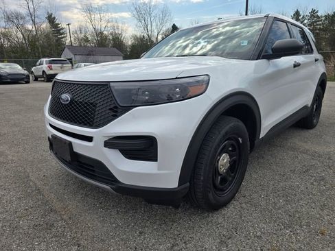 Used 2025 Ford Explorer 4WD Police Interceptor w/ Ultimate Wiring Package image 7