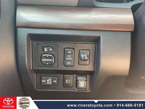 Used 2019 Toyota Tundra Limited w/ Limited Premium Package AWD/4WD image 22