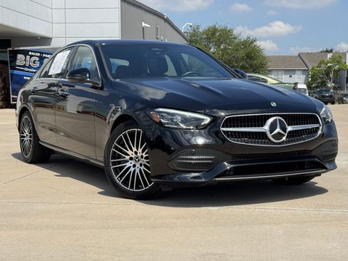 Used 2024 Mercedes-Benz C 300 Sedan image 2