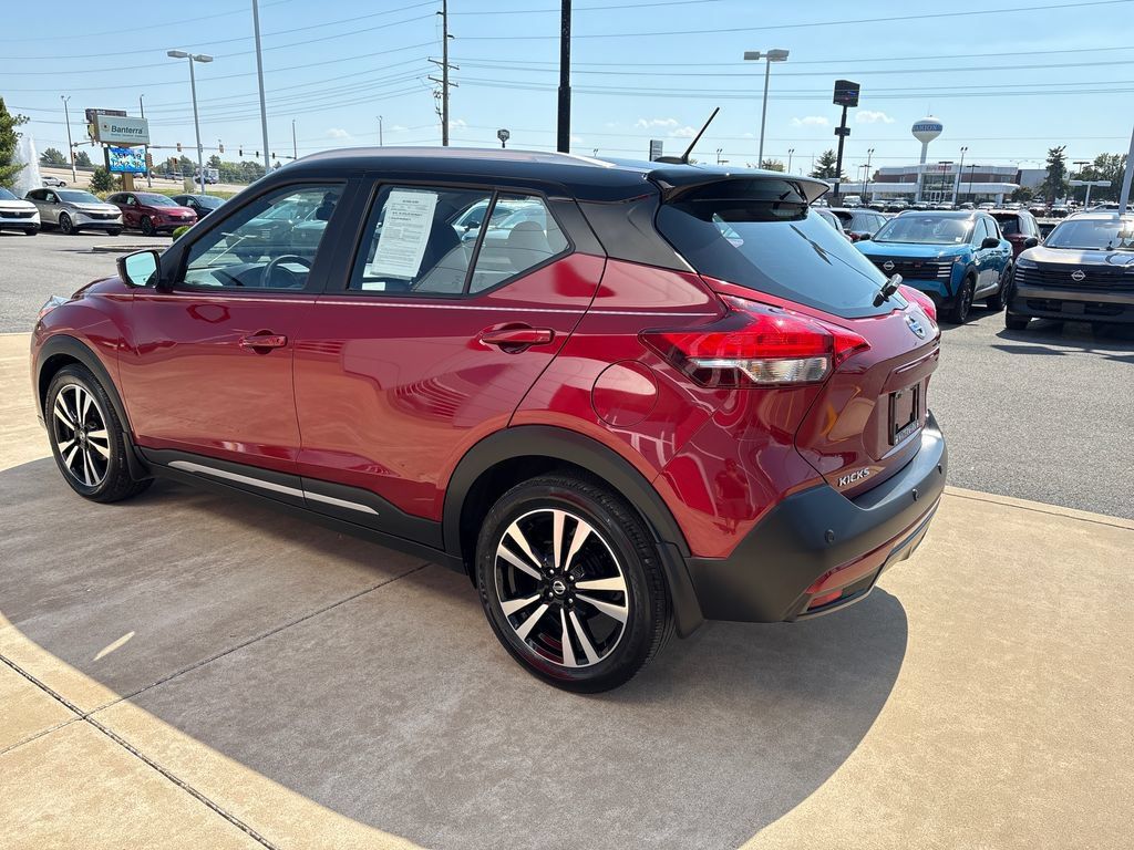 Certified 2020 Nissan Kicks SR w/ SR Premium Package FWD image 3