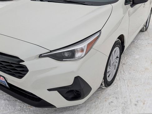 Certified 2025 Subaru Impreza 2.0i image 16