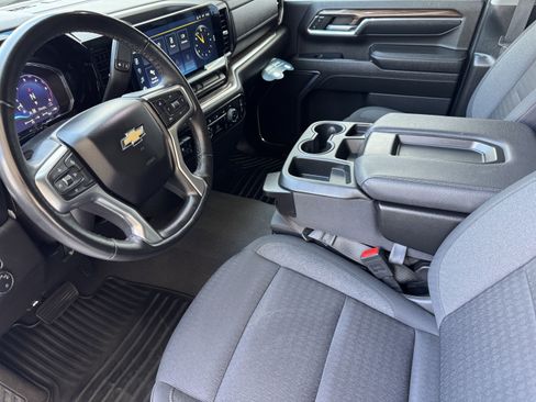 Certified 2024 Chevrolet Silverado 2500 LT image 8