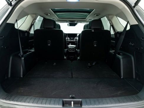 Used 2023 Kia Sorento SX image 21