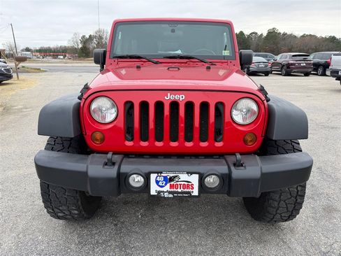 Used 2012 Jeep Wrangler Unlimited Sport image 8