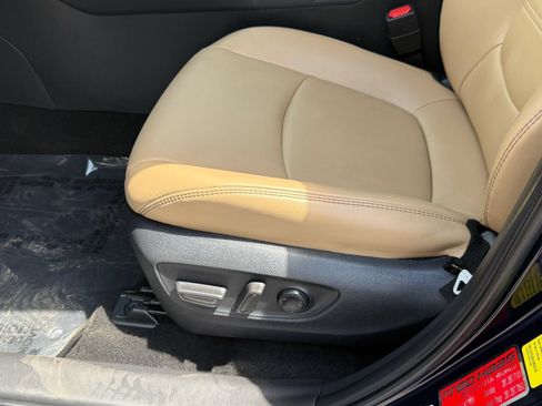 Used 2025 Toyota RAV4 XLE Premium FWD image 14