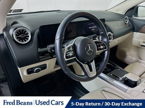 Used 2023 Mercedes-Benz GLA 250 4MATIC image 13
