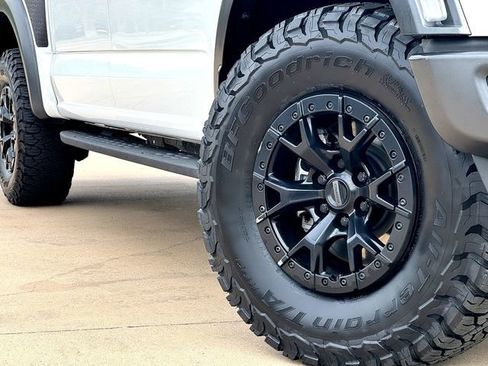 Used 2023 Ford F150 Raptor image 6