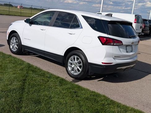 Used 2023 Chevrolet Equinox LT w/ LPO, Floor Liner Package AWD/4WD image 8