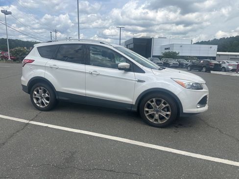 Used 2016 Ford Escape Titanium FWD image 5