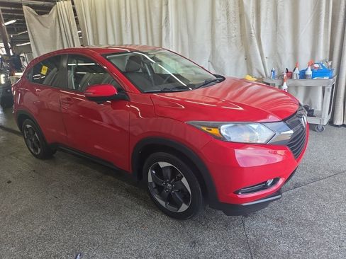 Used 2018 Honda HR-V EX image 4