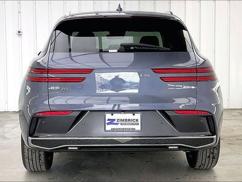 New 2026 Genesis GV70 2.5T AWD/4WD image 4