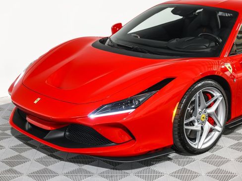 Used 2020 Ferrari F8 Tributo RWD image 21