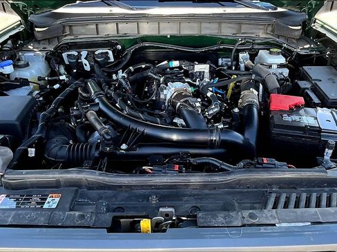 Used 2024 Ford Bronco Badlands image 30