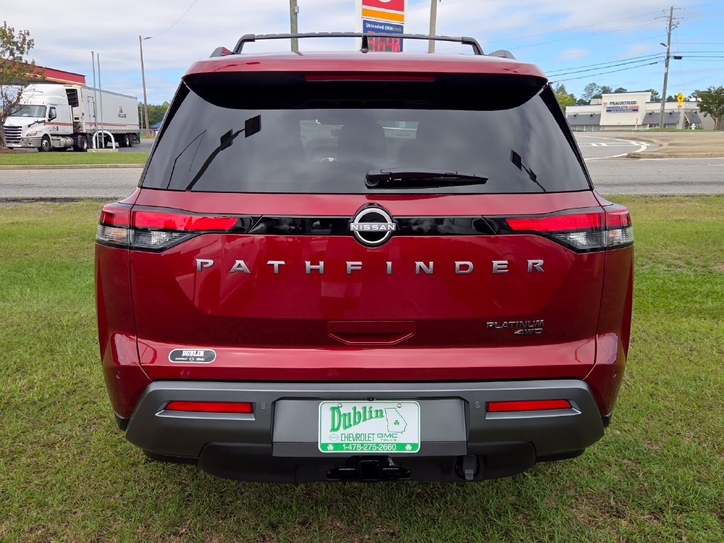 New 2026 Nissan Pathfinder Platinum AWD/4WD image 11