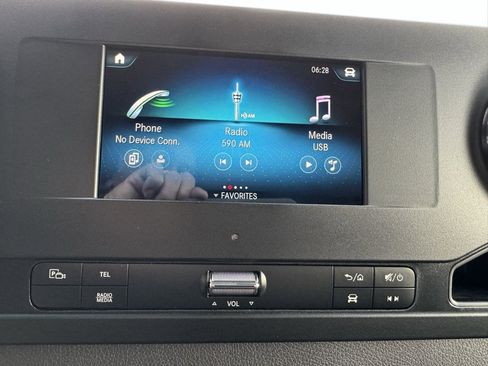 Used 2024 Mercedes-Benz Sprinter 3500 image 29