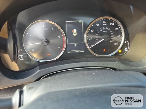 Used 2023 Lexus IS 300 w/ Premium Package RWD image 10
