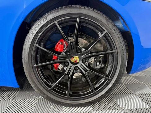 Certified 2024 Porsche 718 Cayman S RWD image 15